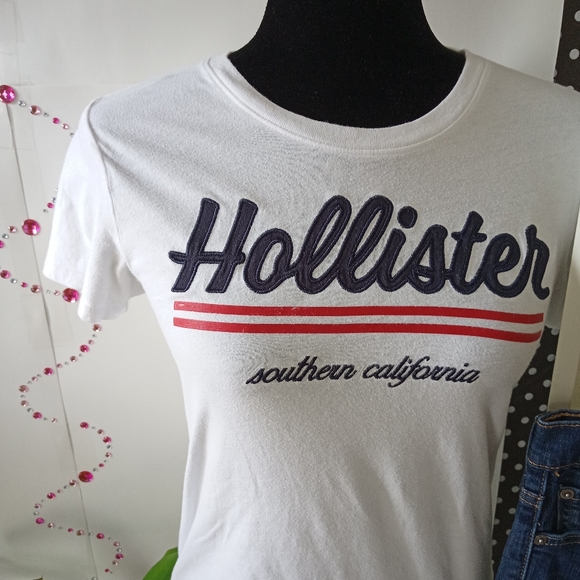 HOLLISTER easy embroidered graphic tee **eco-friendly** - Picture 7 of 7